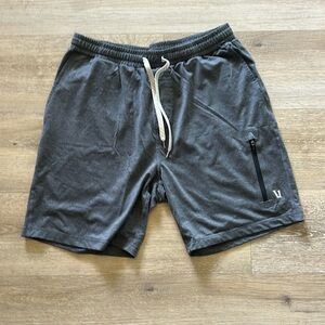 Vuori cloth shorts